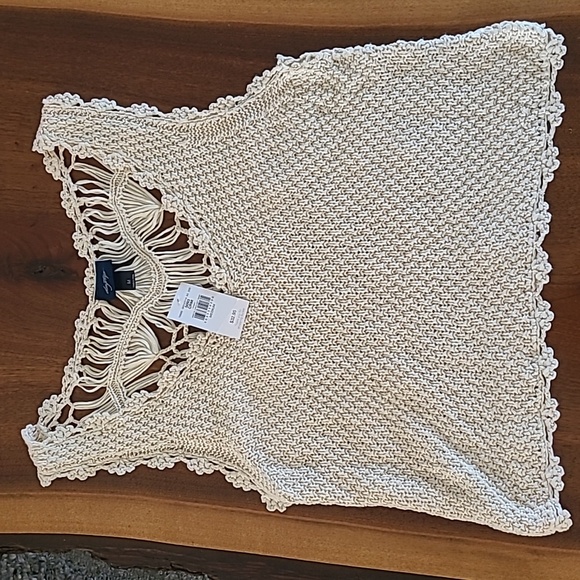 Nwt sweater tank peek through back Buckle sz med - Picture 1 of 3